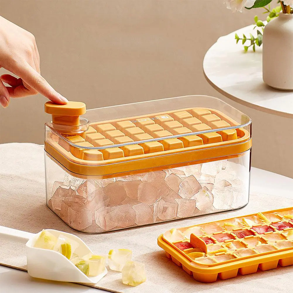 Ice cube maker with small square-shaped separators