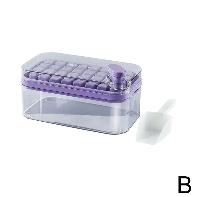 Ice cube maker with small square-shaped separators